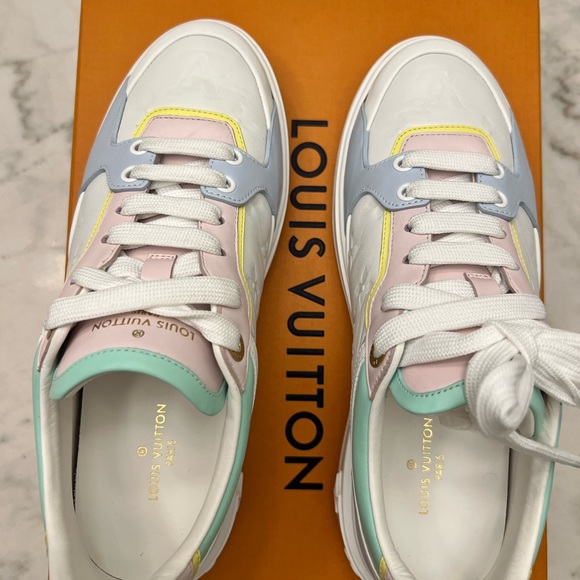 Time out LV sneakers - Picture 4 of 4